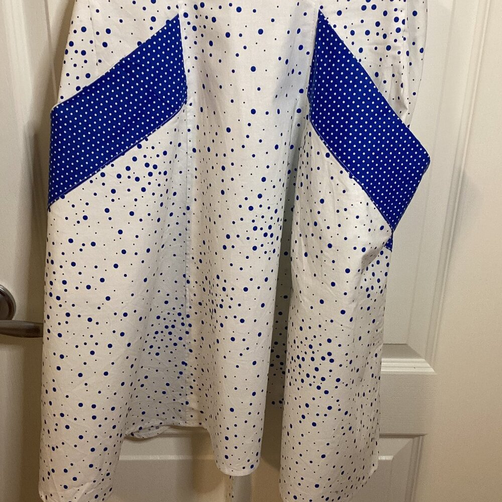 Handmade 1960's Retro Style Apron White Blue Dots Kitchen Linens Cottage Core - Picture 3 of 8
